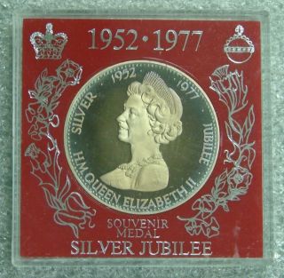 Great Britain - 1977 - Queen Elizabeth Ii Silver Jubilee - Souvenir Medal photo