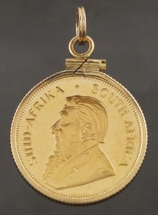 1980 South Africa Krugerrand Gold Coin 1/4 Oz In 14k Gold Fill Bezel Pendant Nr photo