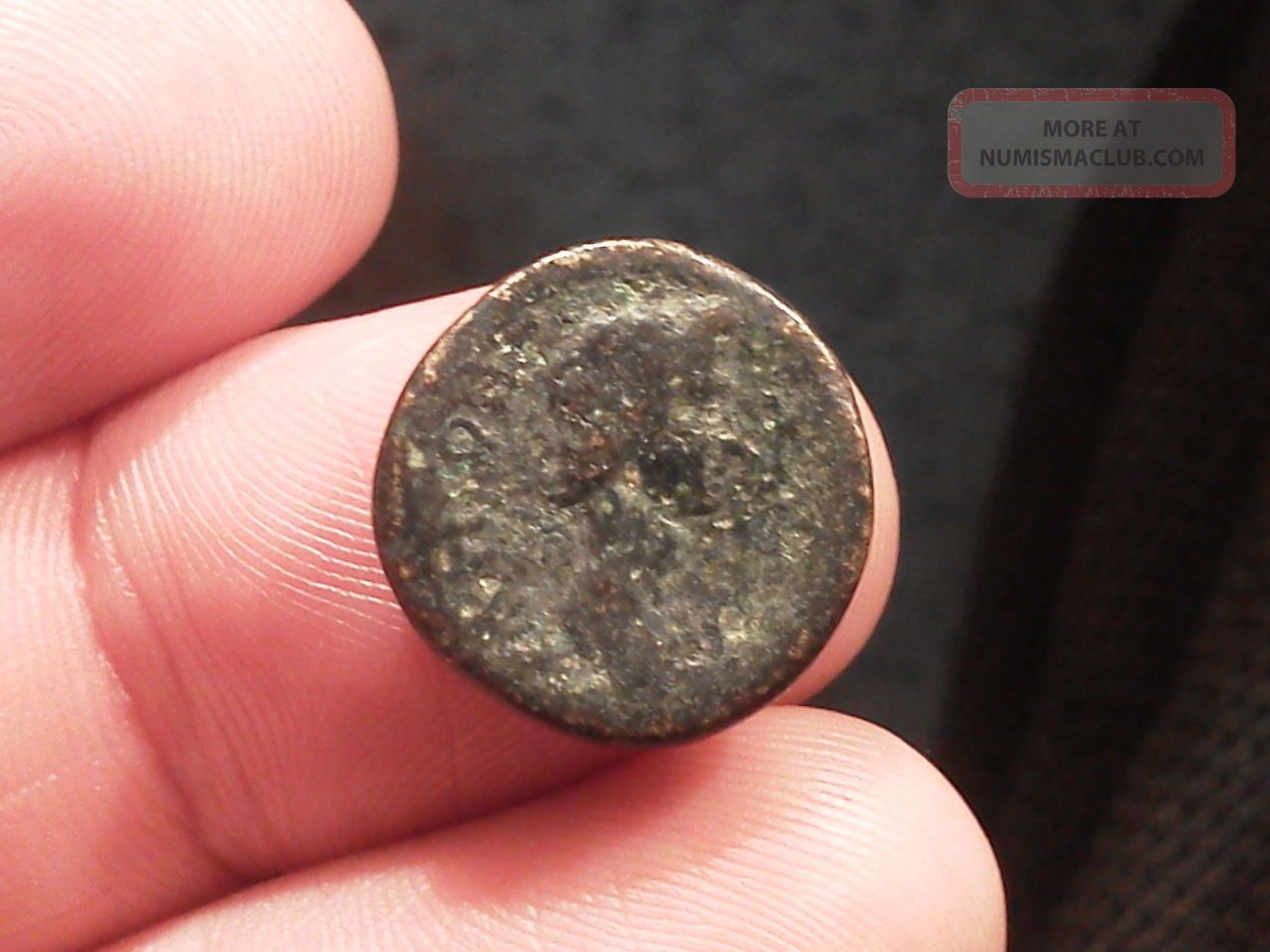 Ancient 2 Headed Coin With Busts Of Senate & Roma From Mysia, Pergamum.