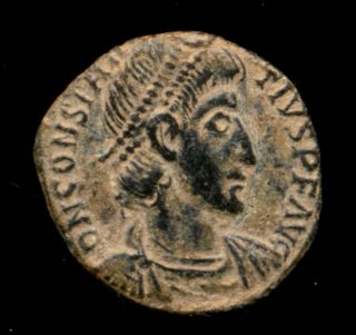 431 - Indalo - Constantius Ii.  Lovely Æ18.  C.  352 - 355 Ad.  Aquileia photo