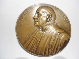 Bronze Medal By Mauquoy - Alfred Valerius - President Of Lawyers - 1881 - 1931 photo