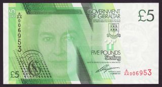 Gibraltar - 5 Pounds,  2011 - First Serie A/aa - Unc photo