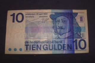 Netherlands Banknote 10 Gulden 1968 photo