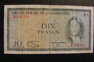 Luxembourg 10 Francs 1944 photo