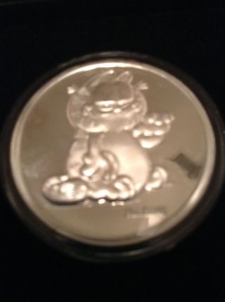 Garfield 1987 Limited.  999 Fine Silver Coin Rare photo