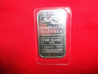 One Troy Ounce.  999 Fine Silver Bar,  Jm Johnson Matthey Design,  Uncirculated photo