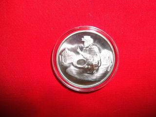 1troy Oz.  Divisible Gold Panner.  999 Fine Silver Bullion Round. photo