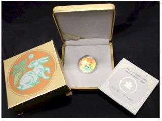 2011 Canada $150 Gold Hologram - Year Of The Rabbit photo