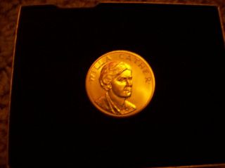 Willa Cather 1981 American Arts Commemorative Series 1/2 Oz Gold Coin photo