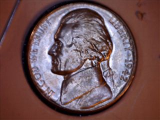 1942 - S Silver War Nickel Unciculated 19477 photo