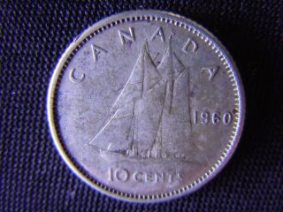 1960 - Canada 10 Cent Coin (silver) - Canadian Dime - World - 45 - Q photo
