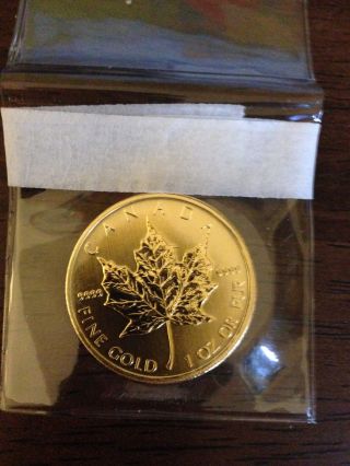 2011 Uncirculated 1 Ounce (oz) Canadian 99.  99 (. 9999 Fine) Gold Maple Leaf Coin photo
