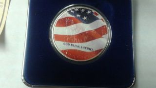 One Coin In Case: 2001 God Bless America Silver Dollar - Uncirculated photo