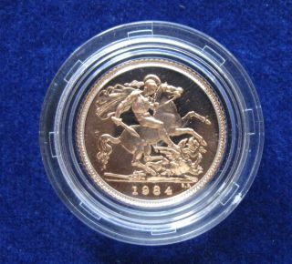 Great Britain 1984 Proof Gold Half Sovereign 3.  99 Grams 22k Retail Packaging photo