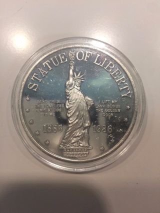Statue Of Liberty - Rare - 2 Oz.  999 Silver Art Round photo