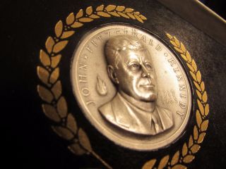 Major Rarity: 1000 Minted: Menconi 1964 Kennedy Memorial Silver Relief Medal photo