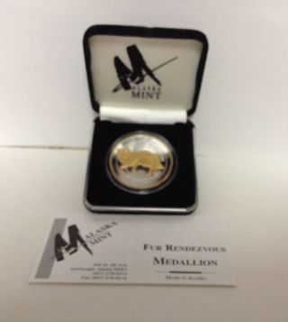 Alaska 1999 1oz.  999 Fine Silver Fur Rendezvous Medallion 24k Gold Relief photo