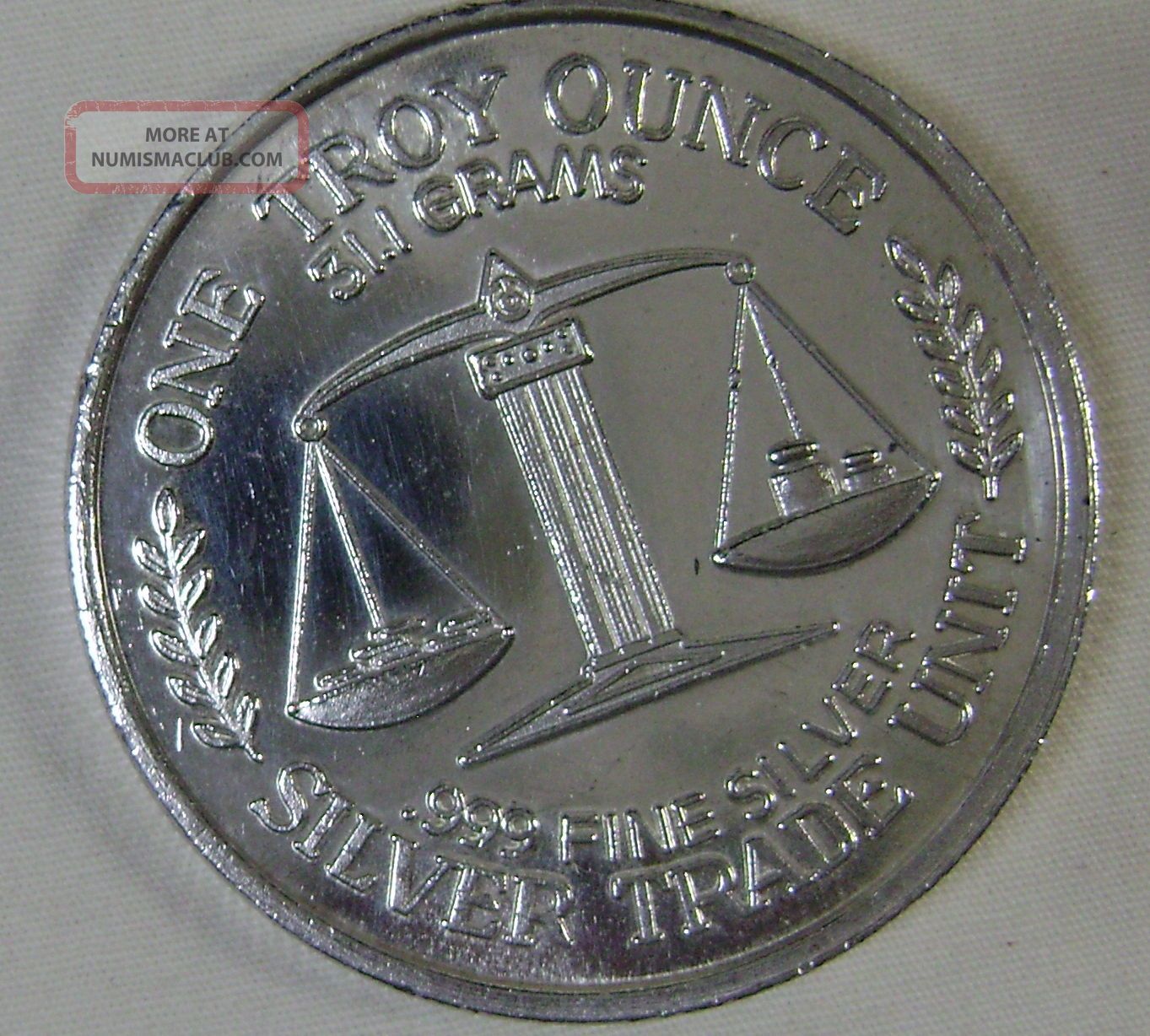 One Troy Ounce. 999 Fine Silver Silver Trade Unit Coin 31. 1 Grams
