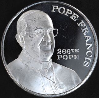 Pope Francis 266th 1 Troy Oz.  999 Fine Silver Bullion Round Catholic Pontiff photo