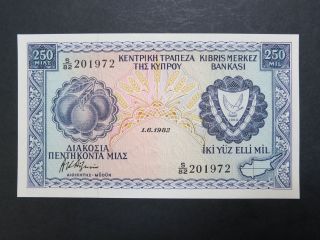 Cyprus,  1982 250 Mils,  Gem Unc photo