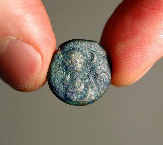 E15 - 07 Elymais,  Orodes Iii,  Ae Drachm,  2nd Century Ad.  Reverse: Artemis Bust photo