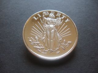 1 Troy Ounce Liberty 0.  999,  Fine Silver Round photo