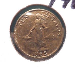 Circulated 1962 10 Centavos Philippino Coin (51615) photo