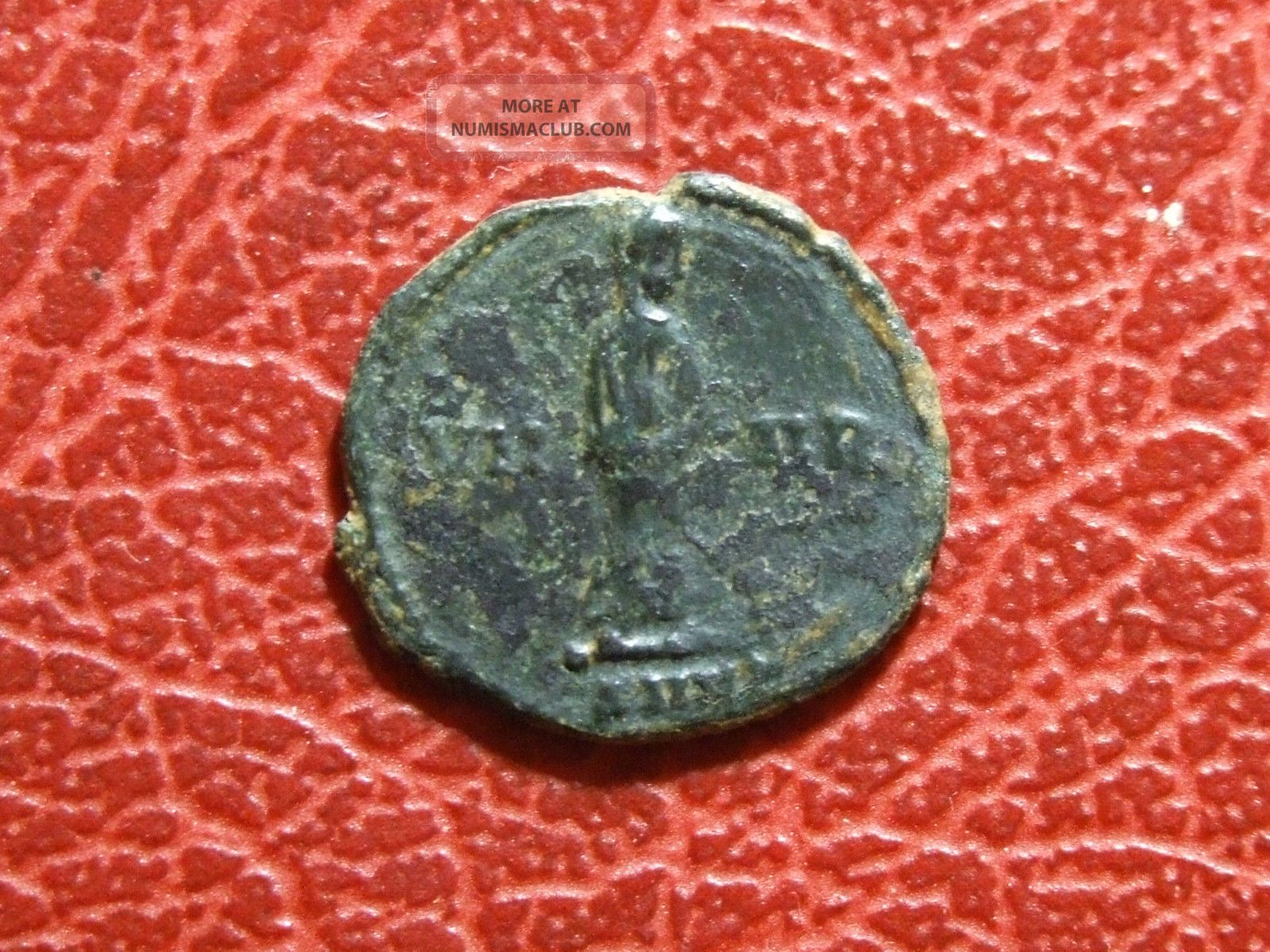 Divus Constantine I Æ16 Veiled Head Roman Coin