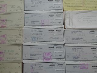 Twenty 1978 - 1979 Delorean Bank Checks And One Dmc Banking Envelope - 1978 photo