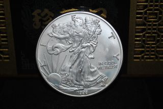 1996 1 Oz.  $1 Silver American Eagle W/ Airtite Case - Key Date - 1 Day photo