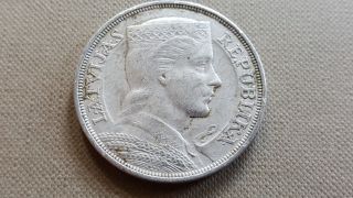 Latvia 5 Lati 1932 Silver Coin photo
