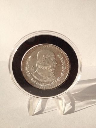 1965 Un Peso Mexico Uncirculated Mexican Silver Coin Currency photo