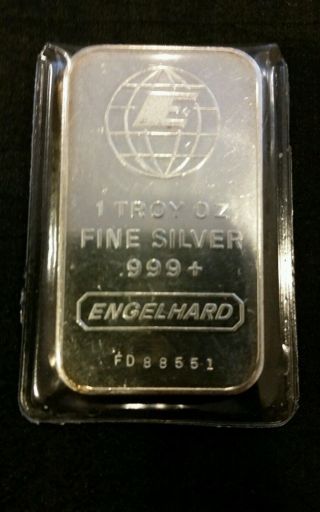 1 Troy Oz Engelhard.  999,  Fine Silver Bar Small E Serial Fd 88551 photo