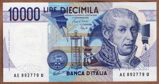 Italy - Banca D`italia - 10000 Lire - D.  1984 - P112b - About Uncirculated photo