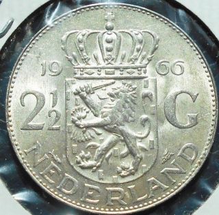 . 720 Silver 1966 Netherlands 2 1/2 Gulden Km 185 Juliana Grade 33mm Bsb2 5 photo