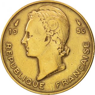[ 95677] French West Africa,  10 Francs,  1956,  Paris,  Tb,  Aluminum - Bronze, . photo