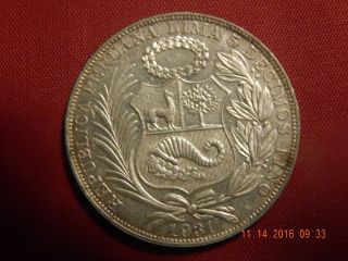 1931 Peru Un Sol - Silver (. 4019 Asw) - Mintage Only 24,  000 - 37mm photo