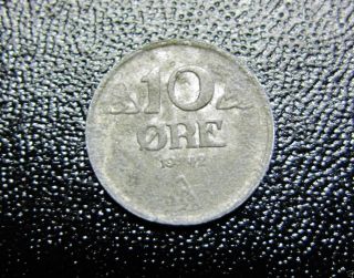 1942 Norway 10 Ore Coin Wwii Occupation photo