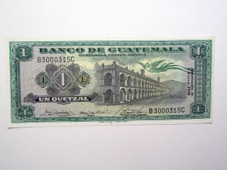 Series 1970 Banco De Guatemala 1 Quetzal photo