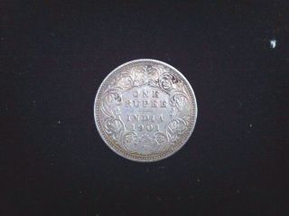 1901 British India Victoria Empress One Rupee Silver Coin photo