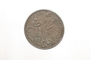Ncoffin Republica De Panama 1934 Balboa.  900 Fine Silver Coin photo