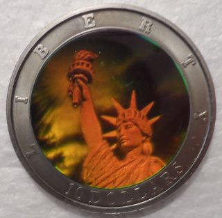 Liberia 2000 $10 Dollars Statue Of Liberty Hologram Holographic 40mm photo