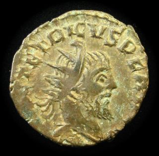 Tetricus I - Antoninianus - Victoria Avg - Ric 141,  Gaul photo