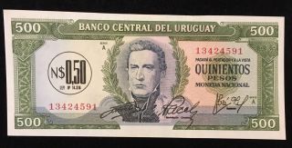 Uruguay 100 Pesos Unc Banknote 1967 Serie A photo