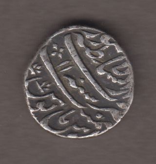 Unidentified Mughal Empire Silver Rupee Early Type; 20 Mm 11.  36 Gms photo