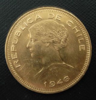 Chile 1946 So Gold 100 Pesos Unc photo