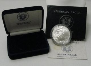 1998 $1 Silver American Eagle,  Collectors Box, .  999,  Bu,  Unc,  720 photo