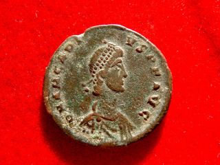 Lucernae Arcadius (395 - 408 Ad) Bronze Maiorina,  Nicomedia,  Gloria Romanorvm photo