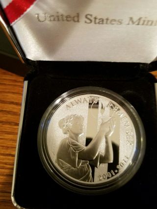 2001 Rememberance Coin 2001 - 2011 Silver Coin 1 Oz photo