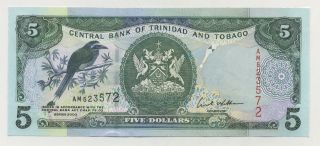 Trinidad & Tobago 5 Dollars 2002 Pick 42.  B Unc Uncirculated Banknote photo